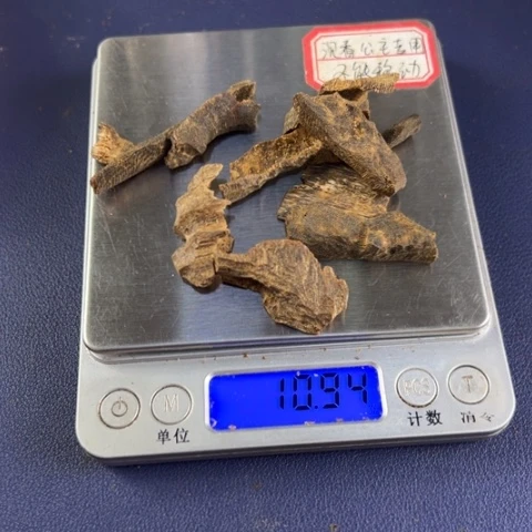 沉香手把件海南奇楠陆河沉香块料10.9克