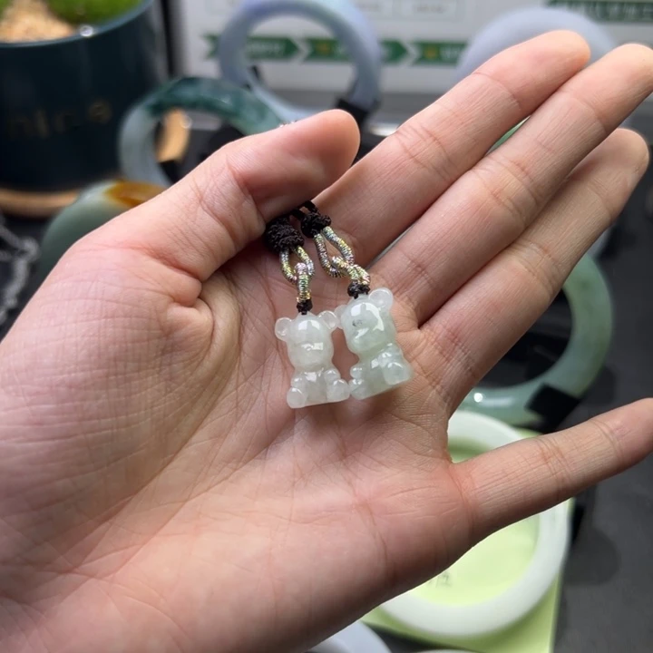 翡翠颈饰未镶嵌蓝***师多样性