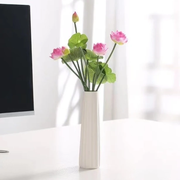 陶瓷白色素烧小花瓶现代简约水培干花花插餐桌电视柜酒柜装饰品