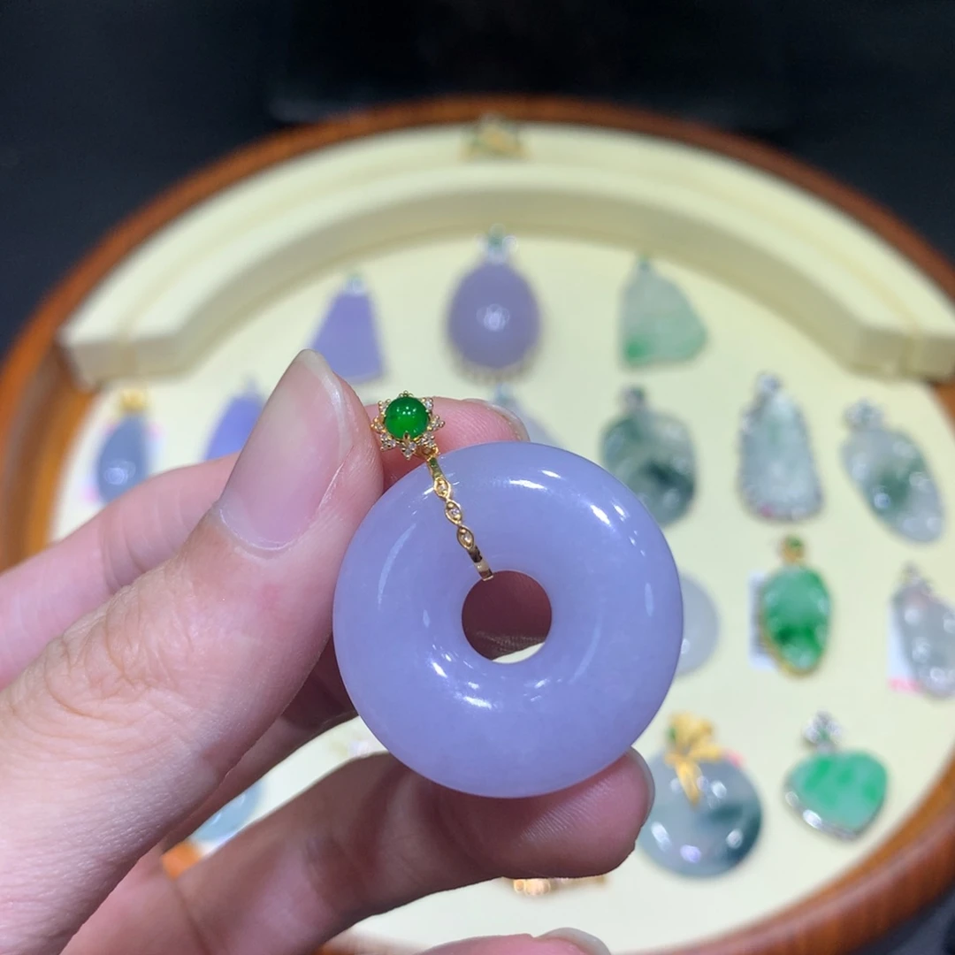 翡翠吊坠(不含链)18K金镶嵌