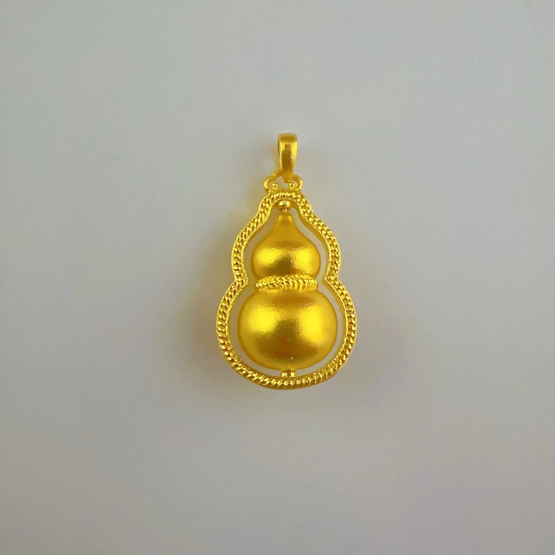 足金黄金 时尚精致古法光版葫芦百搭吊坠