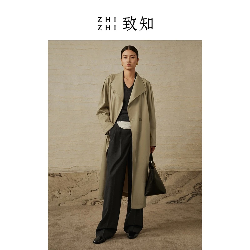 致知商调 雅丹风插肩袖风衣2024年新款女士翻领轻防水ZZ2CAWF2076