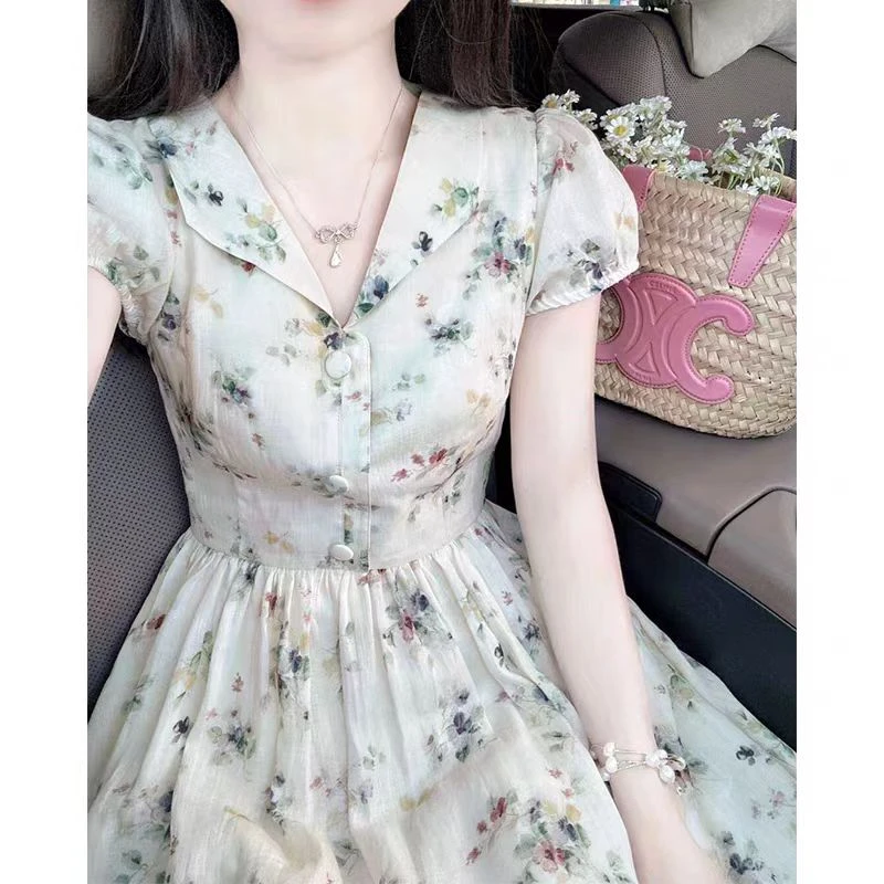 2024新款法式复古绝美女田园风气质显瘦苎麻温柔印花连衣裙