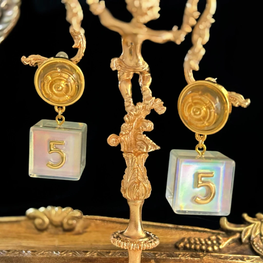 铜合金耳饰  4165西洋中古风 vintage复古白色炫彩方块5耳环