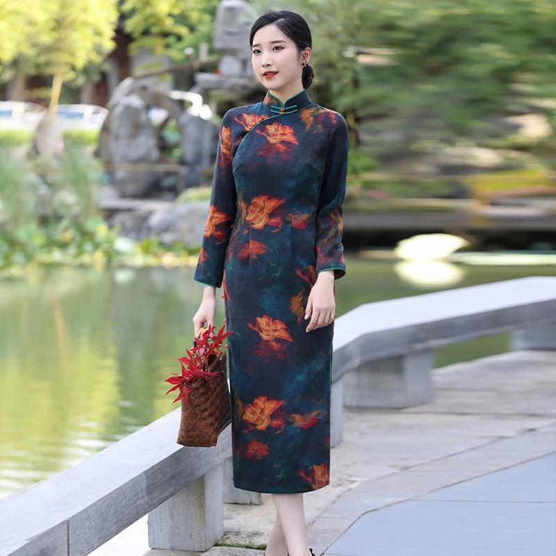 （崔万志旗袍）100分 提花香云纱桑蚕丝真丝旗袍连衣裙 WZ5352