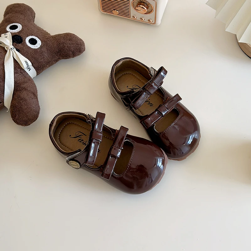 韩版女童小皮鞋春秋新款儿童浅口单鞋洋气镂空女宝宝蝴蝶结公主鞋