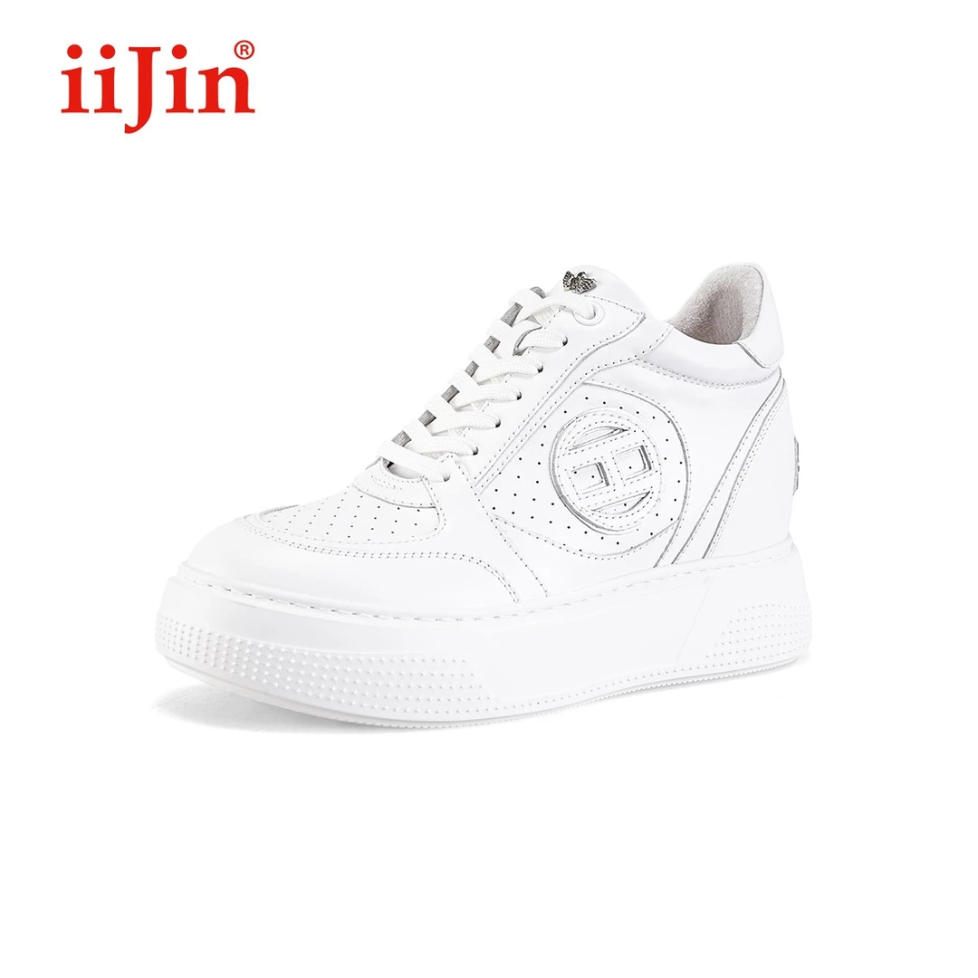 iiJin艾今2024春新品超轻8cm厚底内增高休闲小白鞋板鞋女YF261EEG