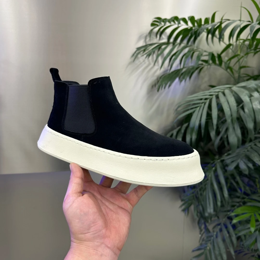 男士2024新款短筒切尔西靴时尚百搭男款透气防滑厚底鞋休闲男鞋子