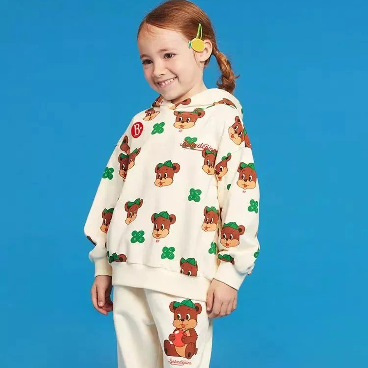 WT810绿蝴蝶结小熊连帽儿童卫衣