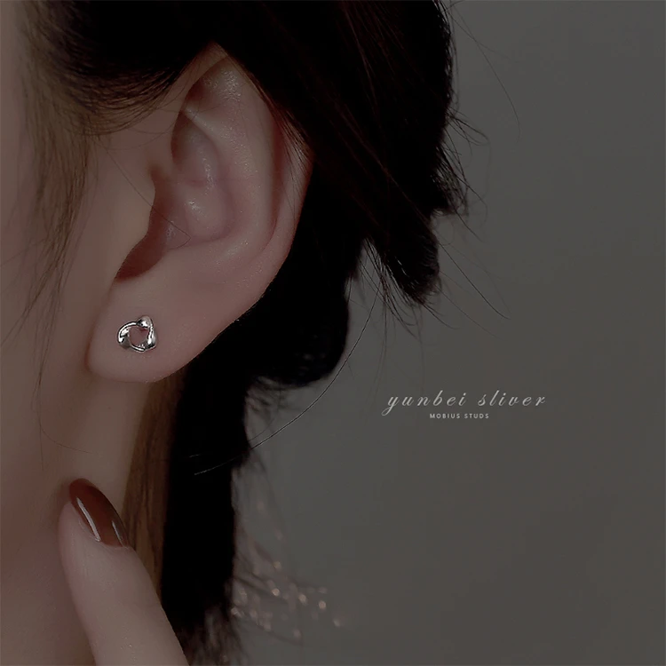一根鹅毛 925银耳饰 莫比乌斯耳钉小众简约气质精致百搭纯银女