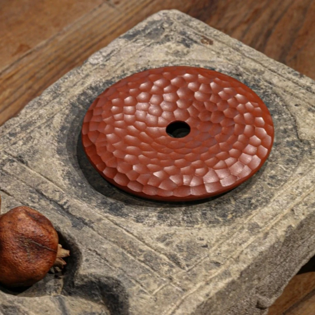 xc朱泥锤纹平安扣-杯垫盖置杯托-朱泥-背面年轮纹