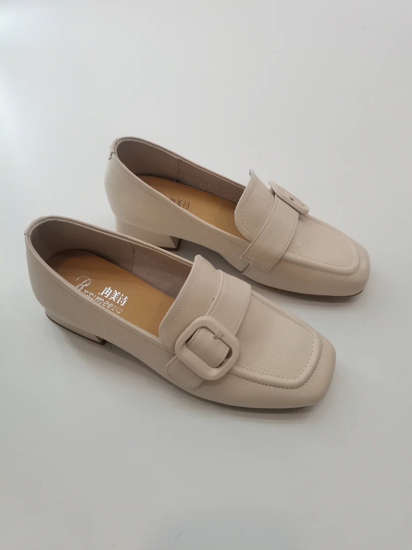 女鞋单鞋舒适时尚百搭方头粗跟牛皮春季