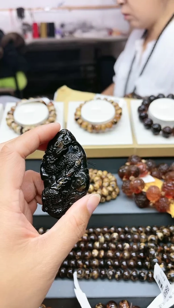 【闪购商品】琥珀吊坠(不含链)未镶嵌琥珀