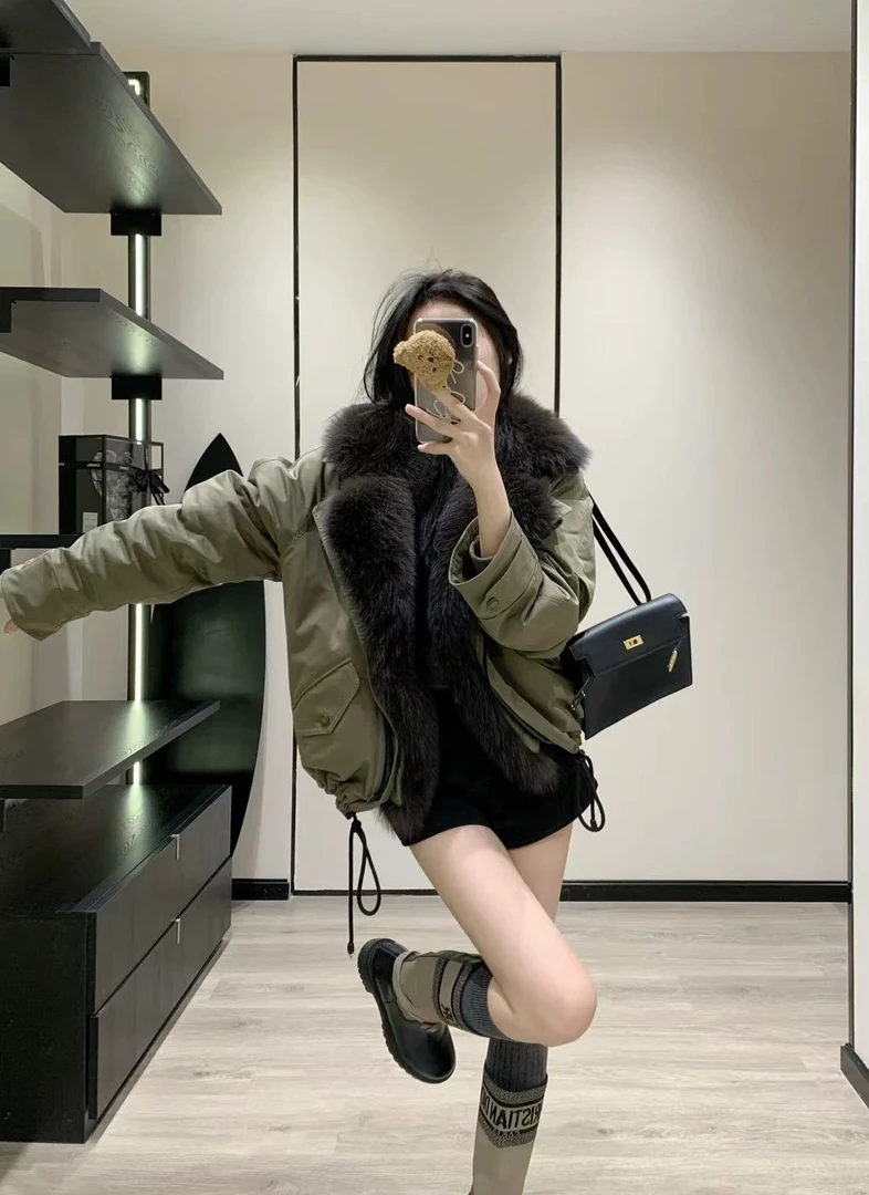 甜酷休闲外套狐狸毛领可拆卸加厚内胆年轻款