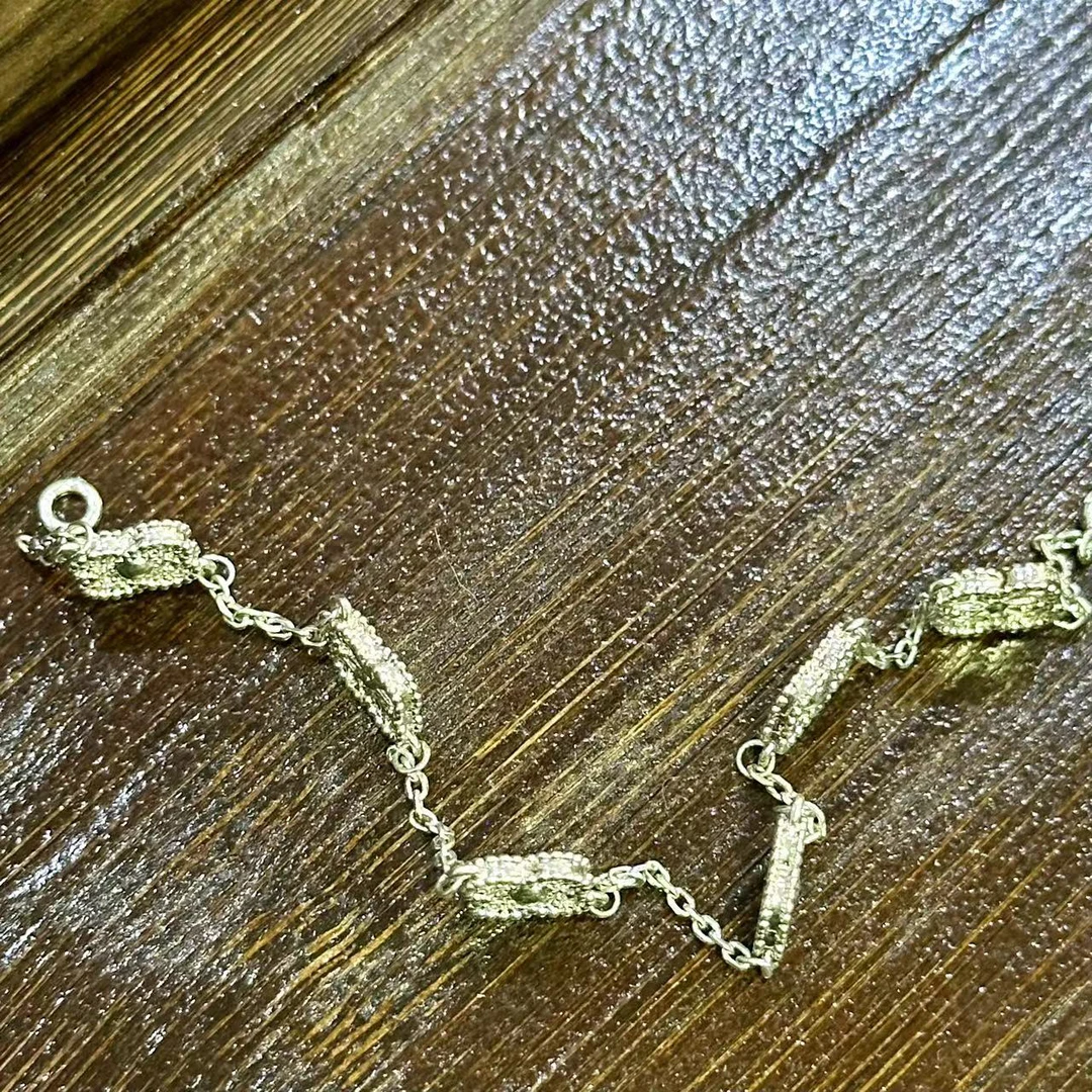 钛钢手链 高级感迷你带钻四叶花手链-66507