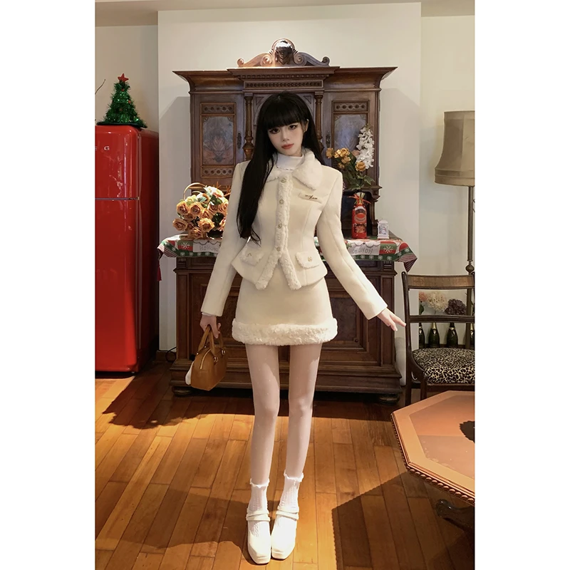 【青青!】画解WAHJU 悉尼雪夜 冬季时尚绒毛外套套装W23DF8155W