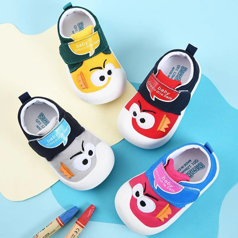 学步鞋男宝宝春秋季0-1一2岁3婴儿鞋软底透气女幼儿宝宝不掉鞋子