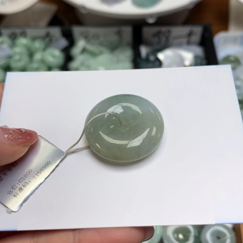 【闪购商品】翡翠颈饰未镶嵌
