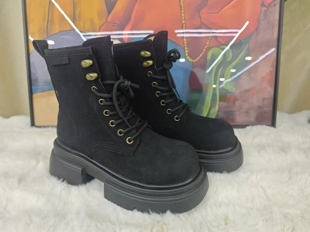 1619-23【新疆包邮】马丁靴秋冬季新款复古大黄靴小个子厚底短靴