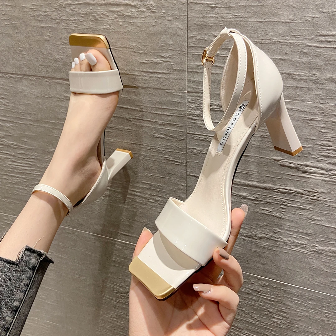 高跟鞋女新款方头粗跟时尚百搭不累脚一字带露趾凉鞋3506