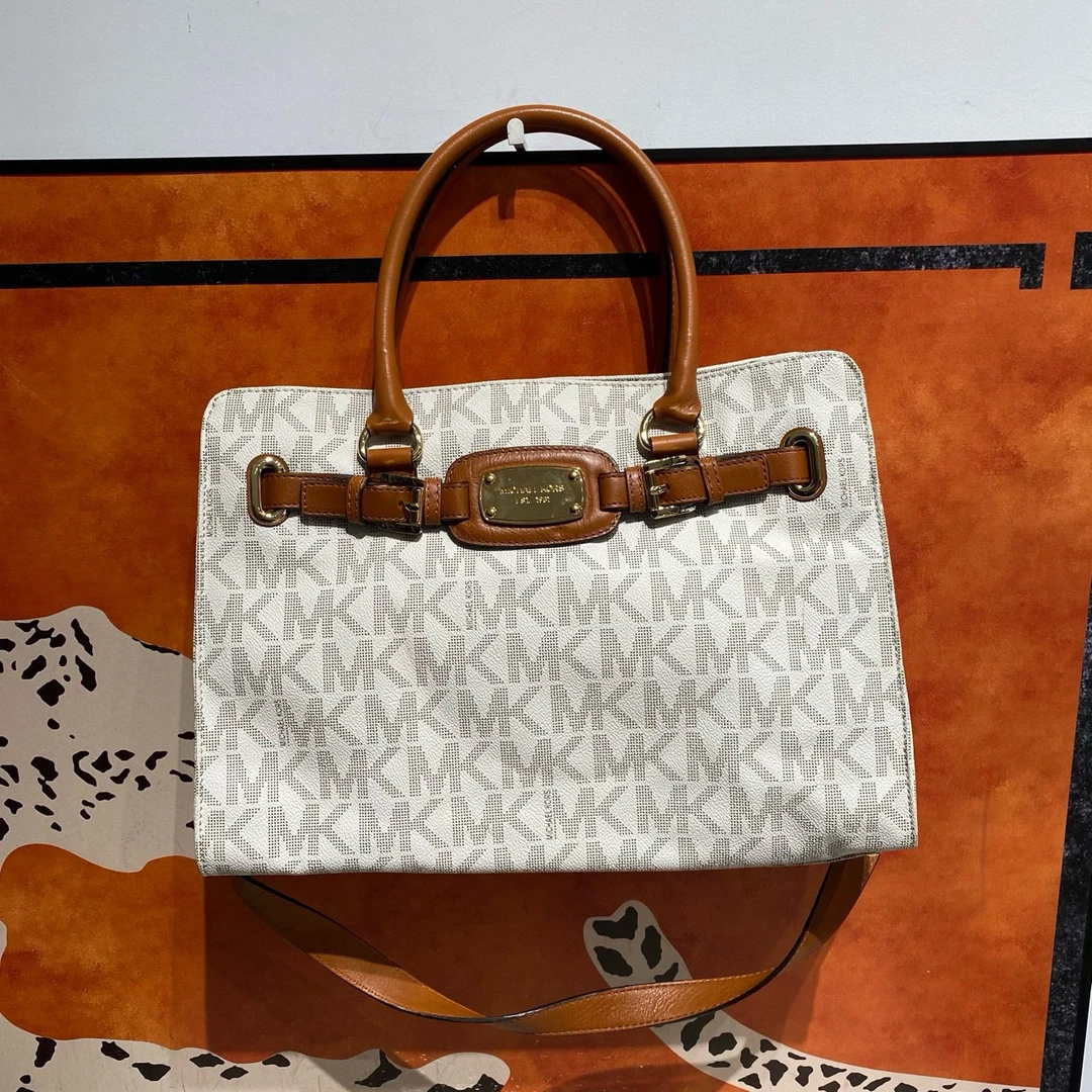 95新 MICHAELKORS/迈克高仕 11938 斜挎包