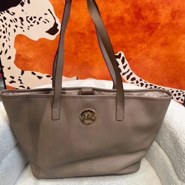 95新 MICHAELKORS/迈克高仕 1639/单肩托特包