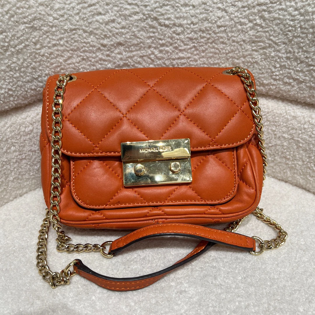 95新 MICHAELKORS/迈克高仕 1577 女士单肩包