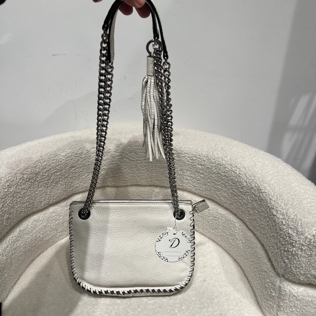 95新 MICHAELKORS/迈克高仕 1490 女士斜挎包