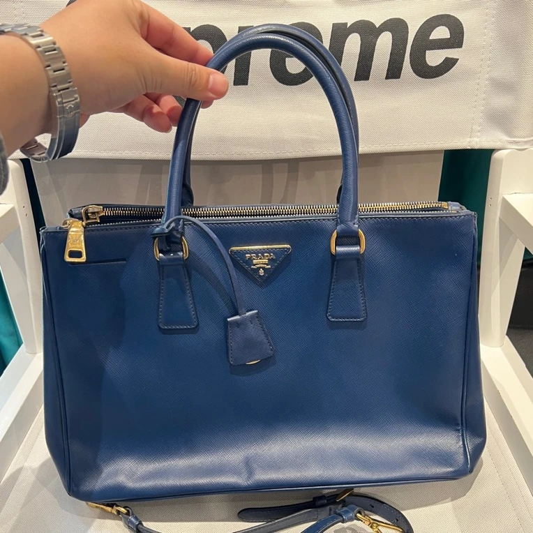 95新 Prada/普拉达 杀手包 蓝色