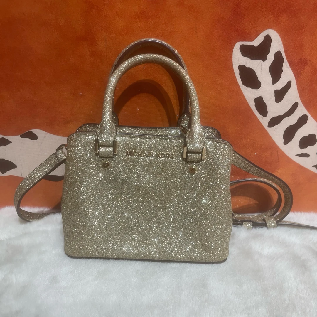 95新 MICHAELKORS/迈克高仕 9926 斜挎包