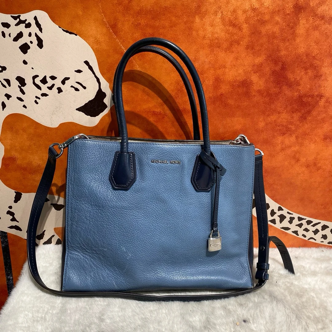 90新 MICHAELKORS/迈克高仕 11331 斜挎包