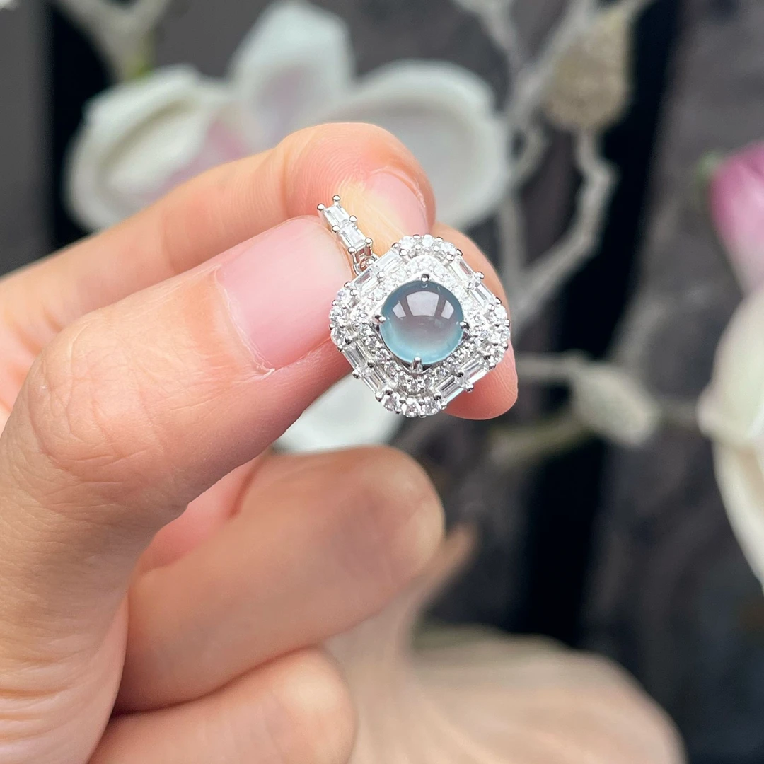 【古古珠宝】经典公主方精工翡翠吊坠S925银镶-YX303