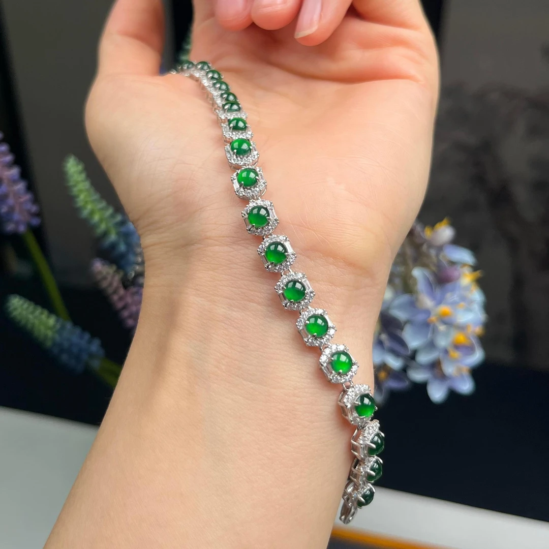 【古古珠宝】豪镶简约高冰满绿S925银翡翠蛋面手链-YX213