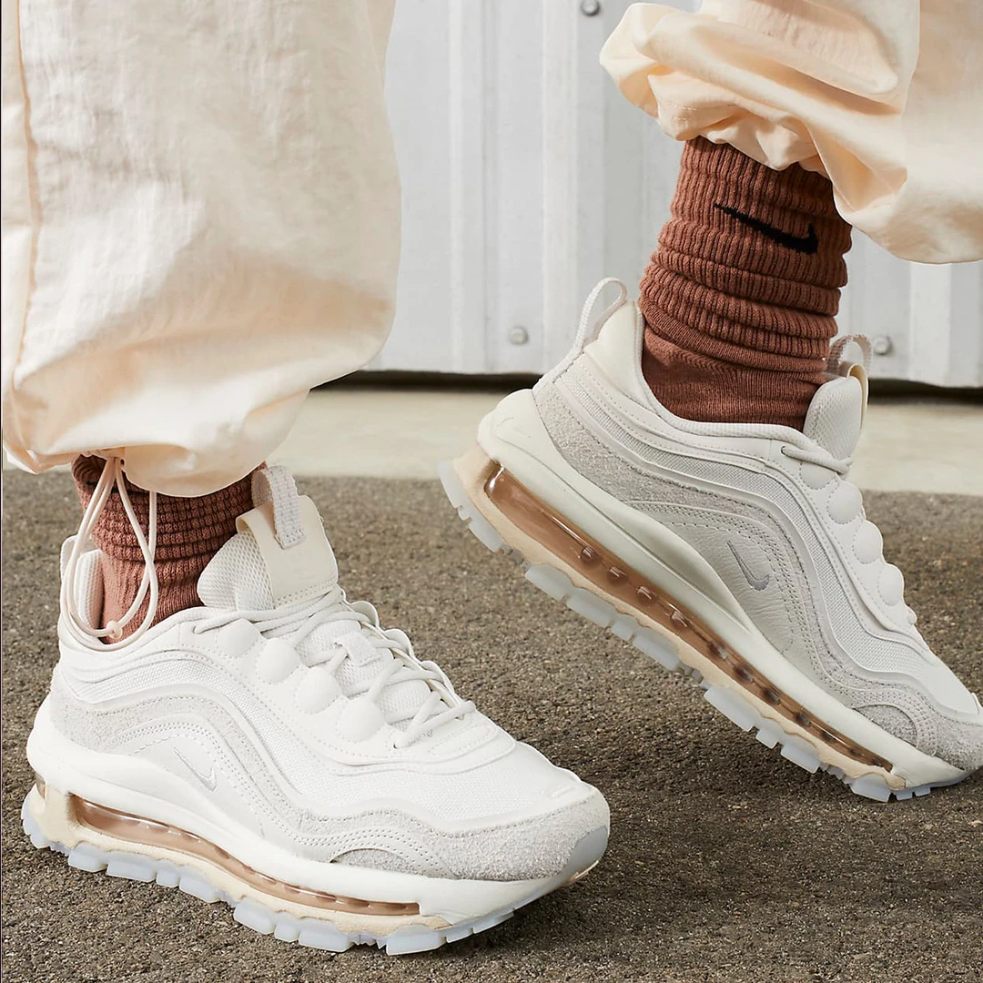 耐克｜AIR MAX 97 FUTURA 休闲缓震 女子运动鞋FB4496-001