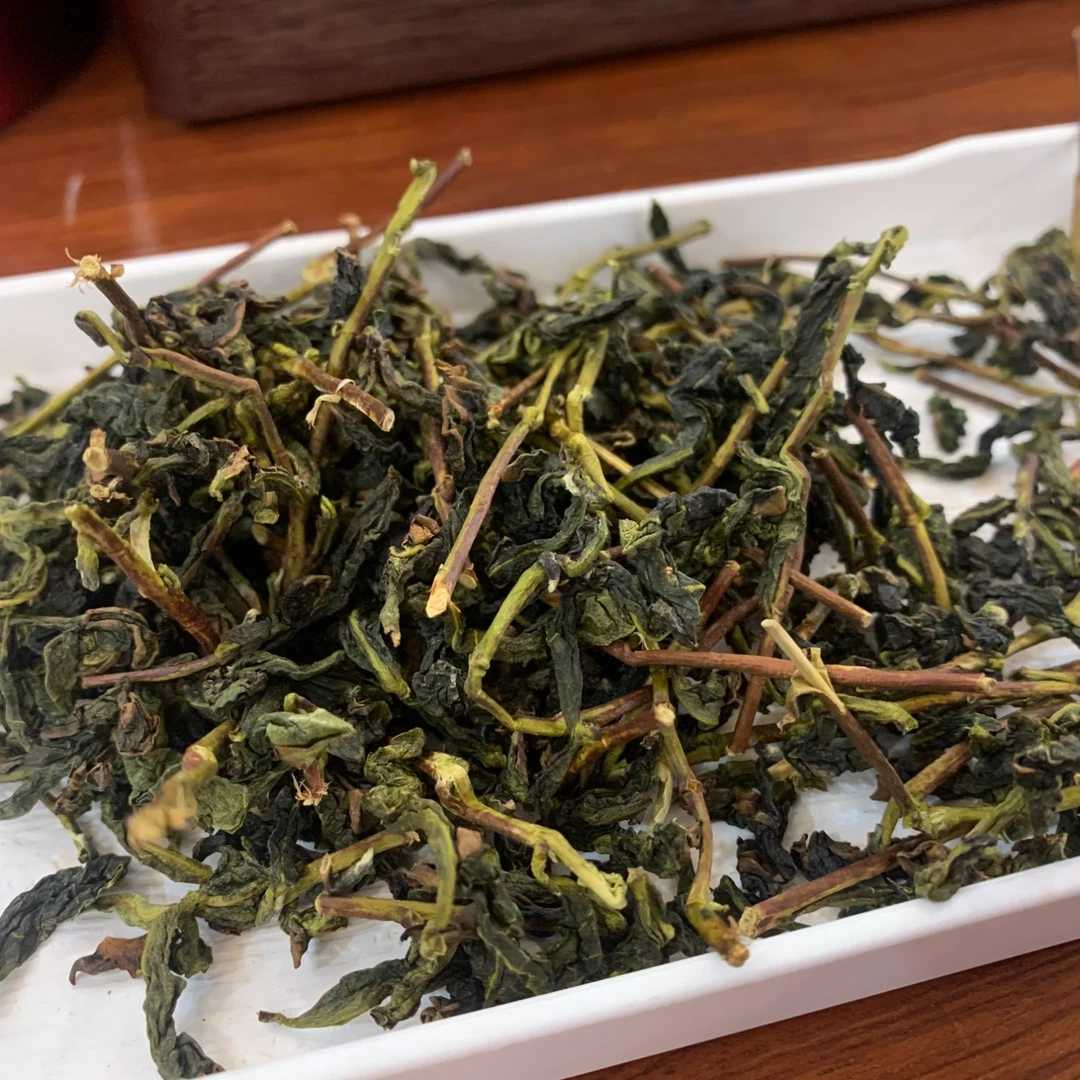 2024 湖山传统复古工艺带梗铁观音正宗红心歪尾桃高海拔250克