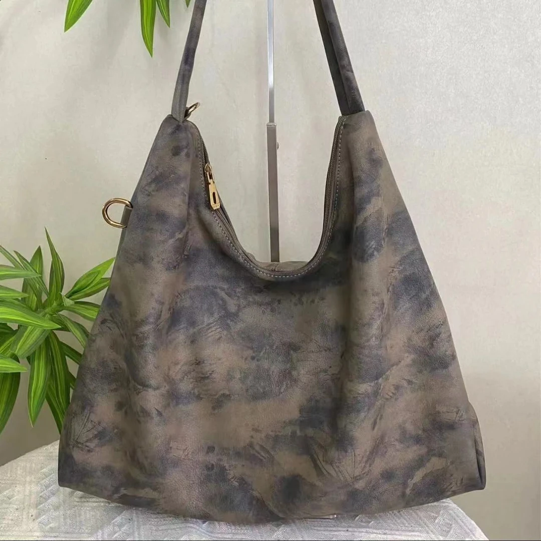 2024新款时尚潮流极简新中式设计师款水墨单肩斜挎大容量大包女包