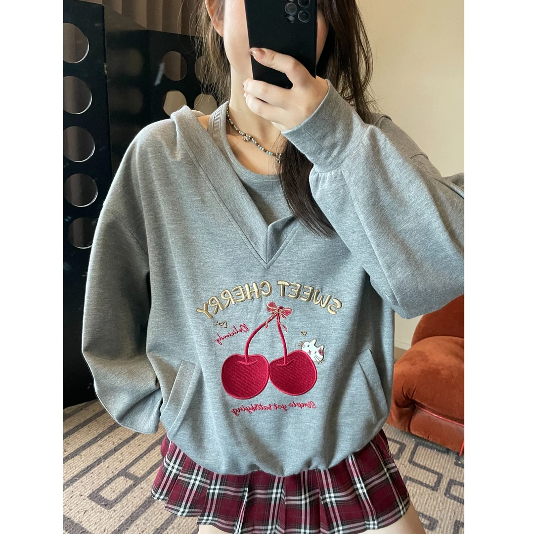 晶咕【露西】刺绣字母挂脖拼接连帽宽松休闲秋冬卫衣