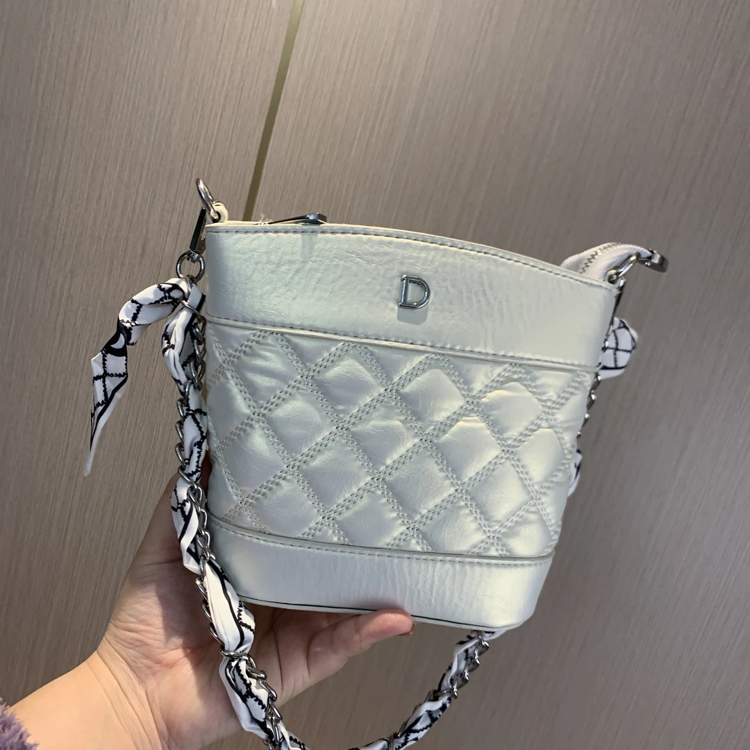 （亏清仓）柠檬家春夏季新品水桶包包斜跨百搭小众流浪时尚简约休闲
