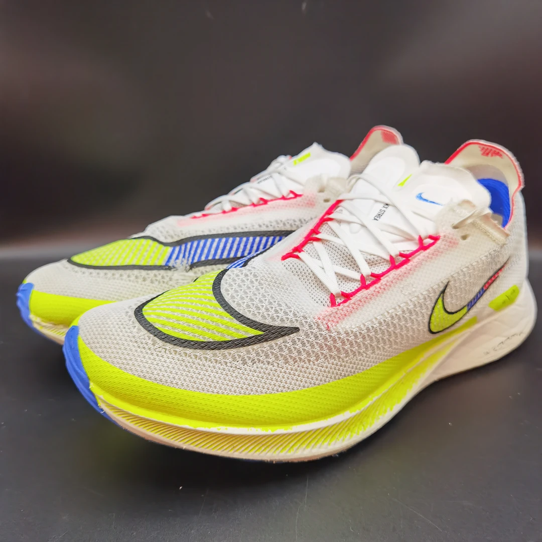 44.5码 Nike zoomx 白色 二手马拉松碳板跑鞋 鞋面磨损 小刮蹭