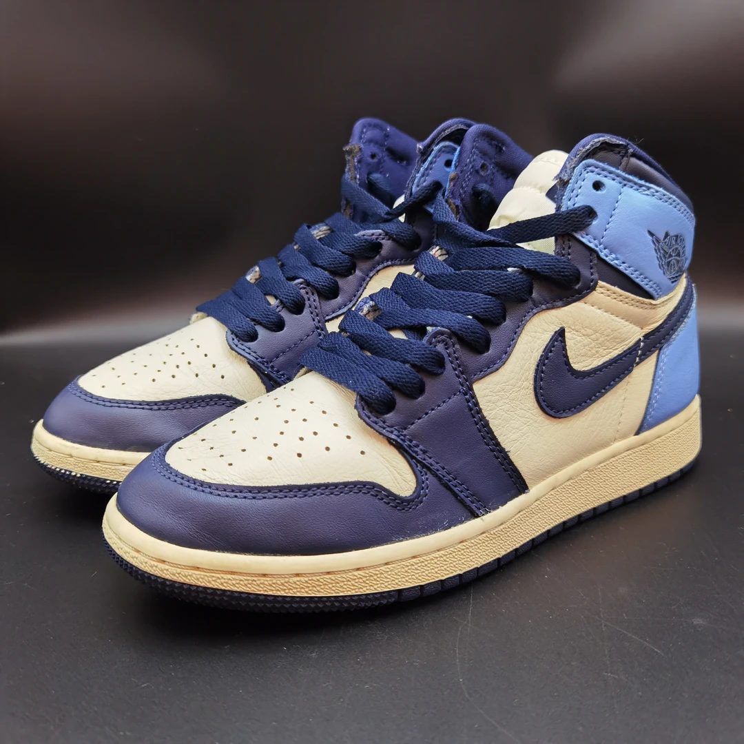 36.5码 AJ1 黑曜石 北卡蓝 二手球鞋原盒 轻微刮蹭 公价1999