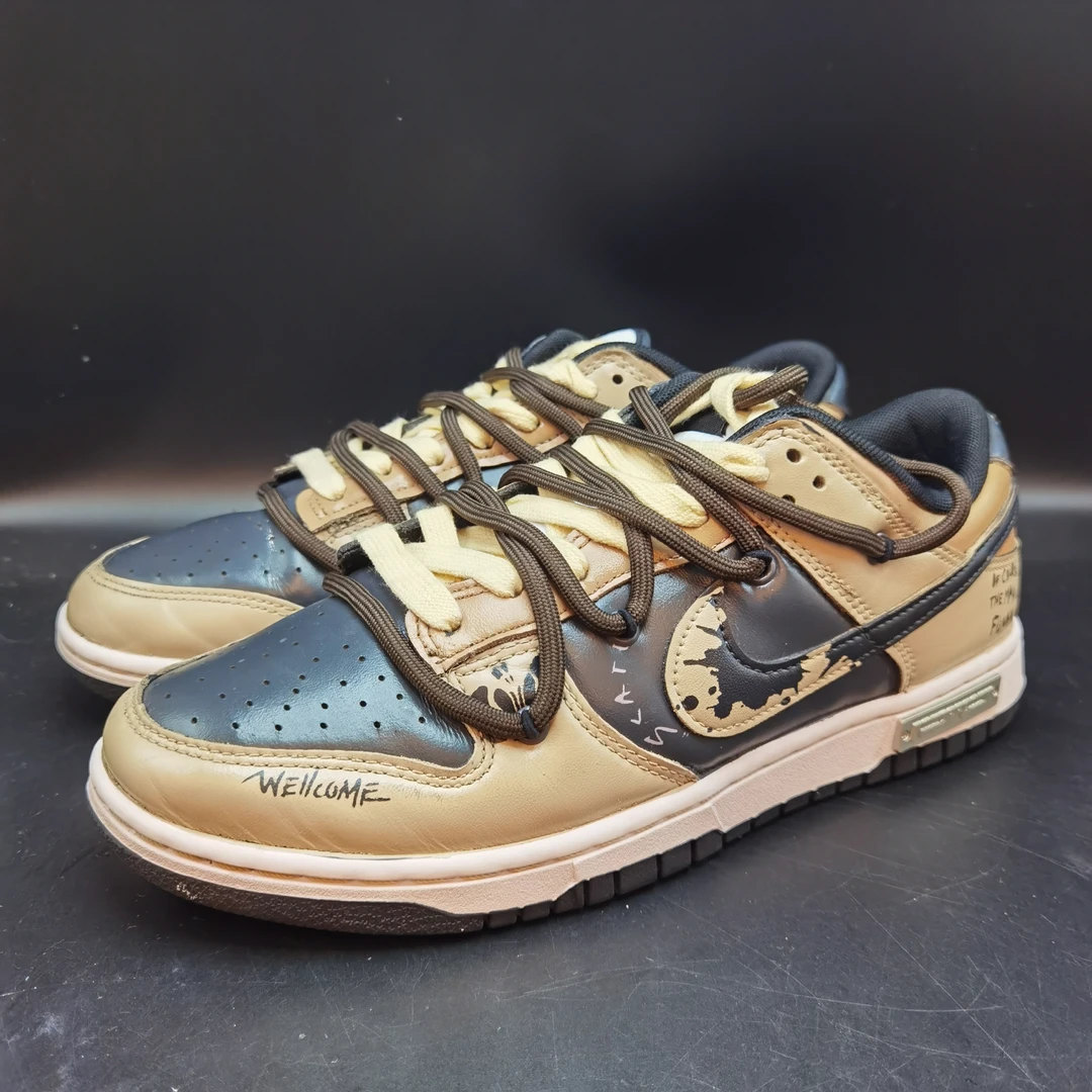 42码 Nike 定制dunk 二手球鞋无原盒 成色参考详情图