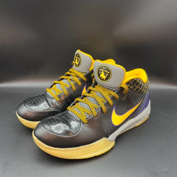 41码 Nike zk4科4及时行乐 二手篮球鞋无原盒 成色不错轻微磨损