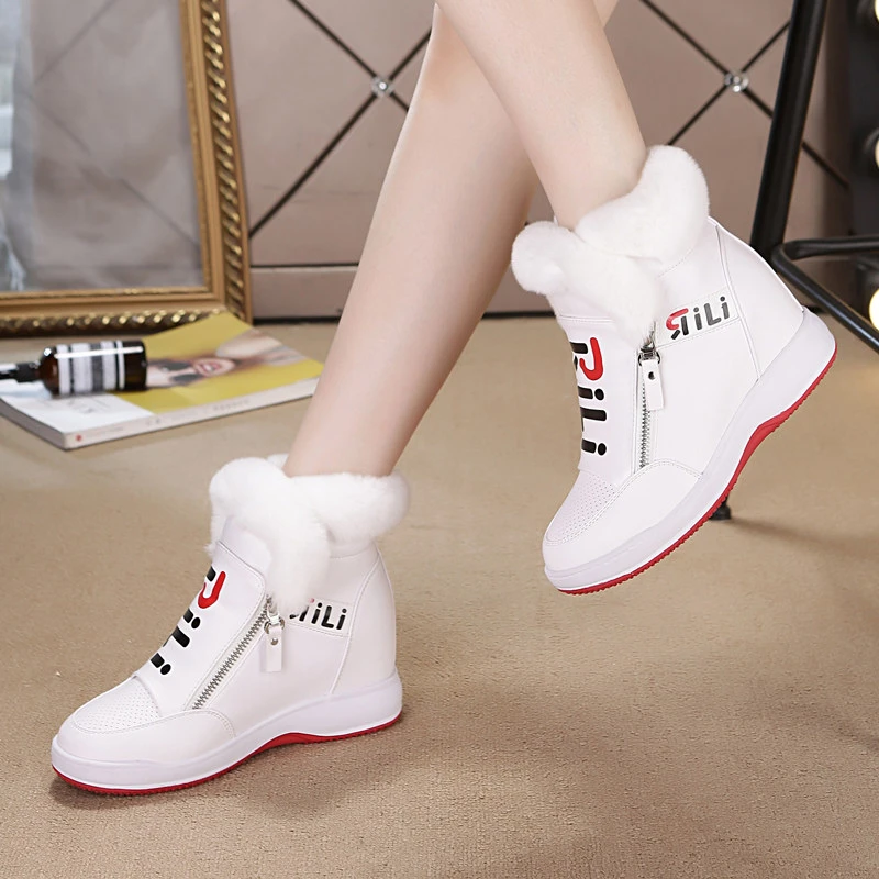 7cm内增高女鞋2025新款爆款坡跟休闲加绒厚底皮毛一体雪地靴冬季