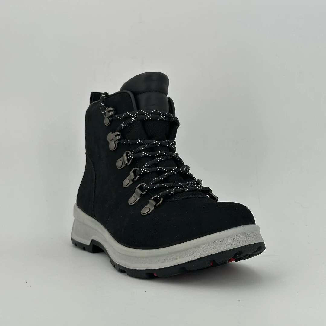 C-Z女士时尚休闲鞋82AD9D33201E01