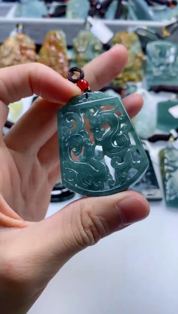 【闪购商品】翡翠挂件未镶嵌