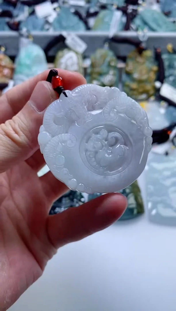 【闪购商品】翡翠挂件未镶嵌