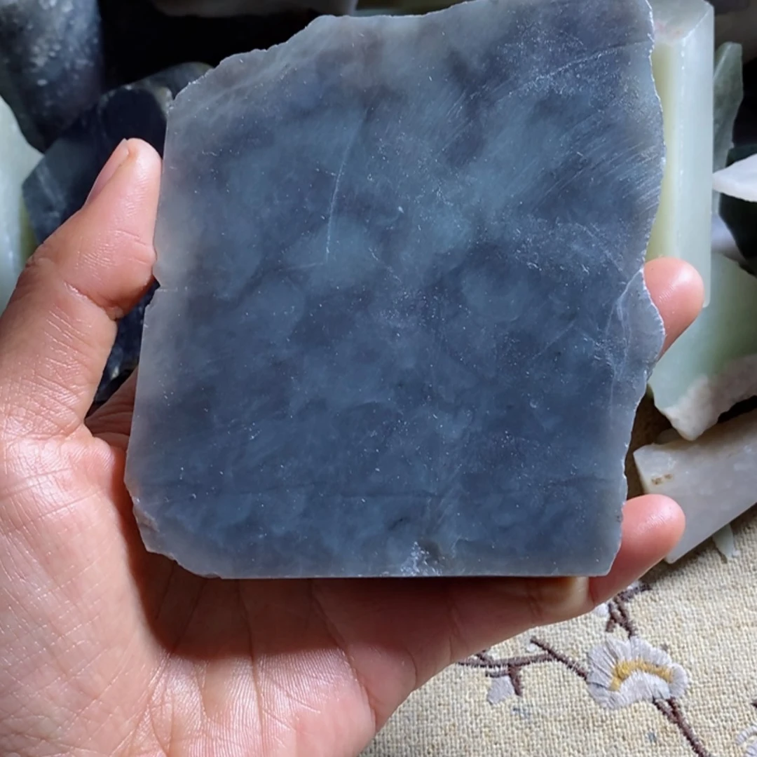 【闪购商品】和田玉边角料微瑕疵未镶嵌