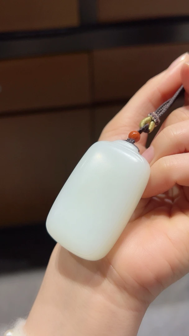 精品和田玉平安牌挂件