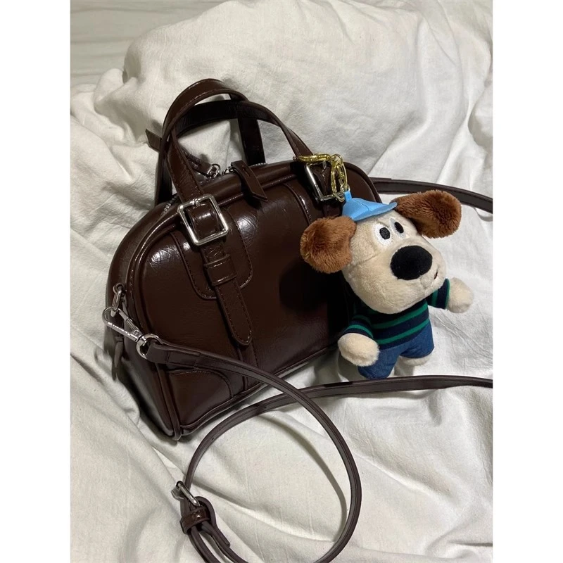 高级质感包包女2025新款韩系秋冬复古手提小包小众少女单肩斜挎包