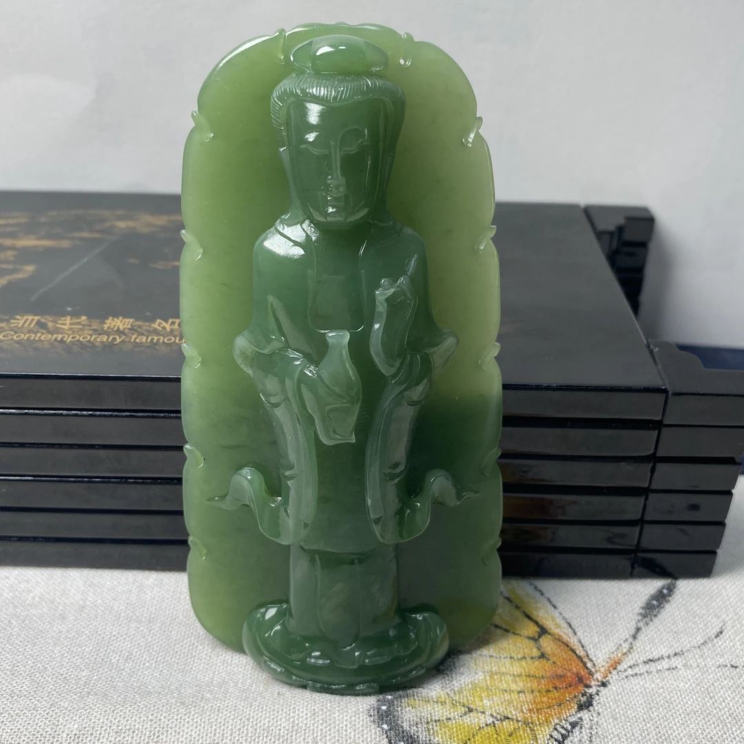 碧玉观音和田碧玉粉青精雕玉观音挂坠